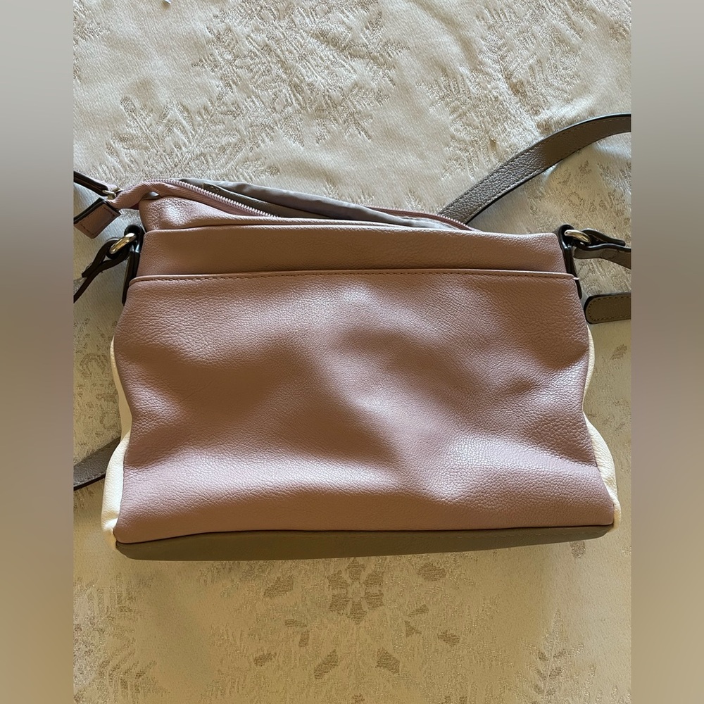 Jlo/Jennifer Lopez lavender purse - Picture 3 of 4